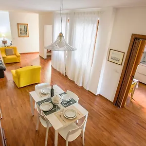 In Great Location Firenze