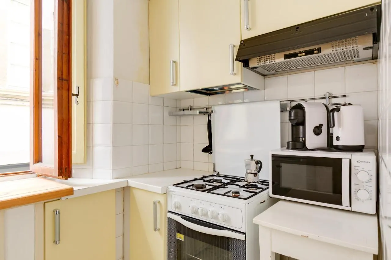 Parioncino Central&Cozy Apartment Firenze 0*,